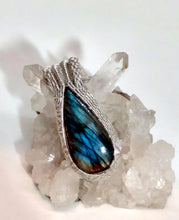 Load image into Gallery viewer, Hand Woven Wire Wrapped High Blue Flash Labradorite Pendant)
