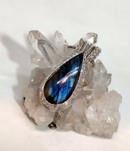 Load image into Gallery viewer, Hand Woven Wire Wrapped High Blue Flash Labradorite Pendant)
